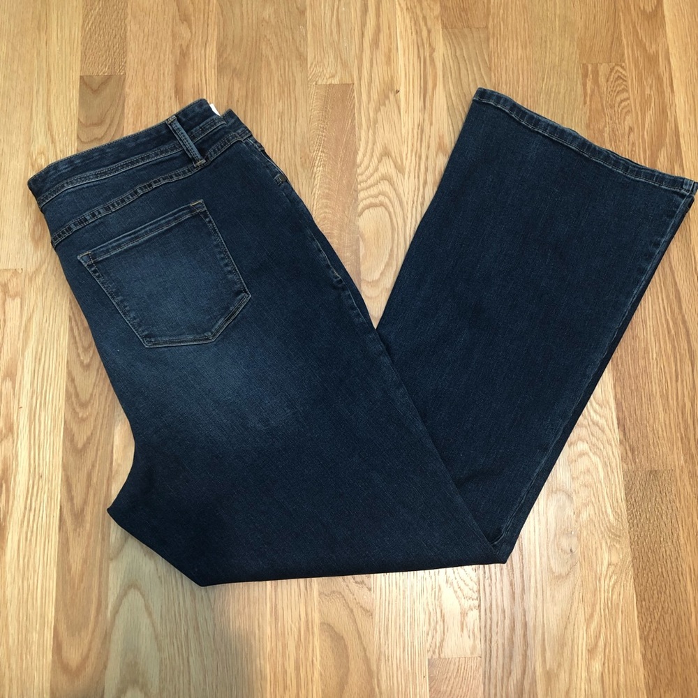 Torrid Dark Wash Blue Boot Legs Denim Jeans Plus